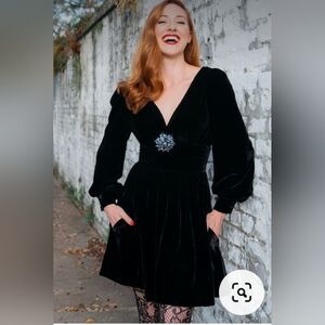 Trashy Diva Candice Gwinn Silk Velvet Bianca size 10 EUC